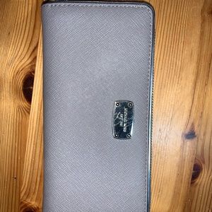 Michael Kors Rectangle Wallet